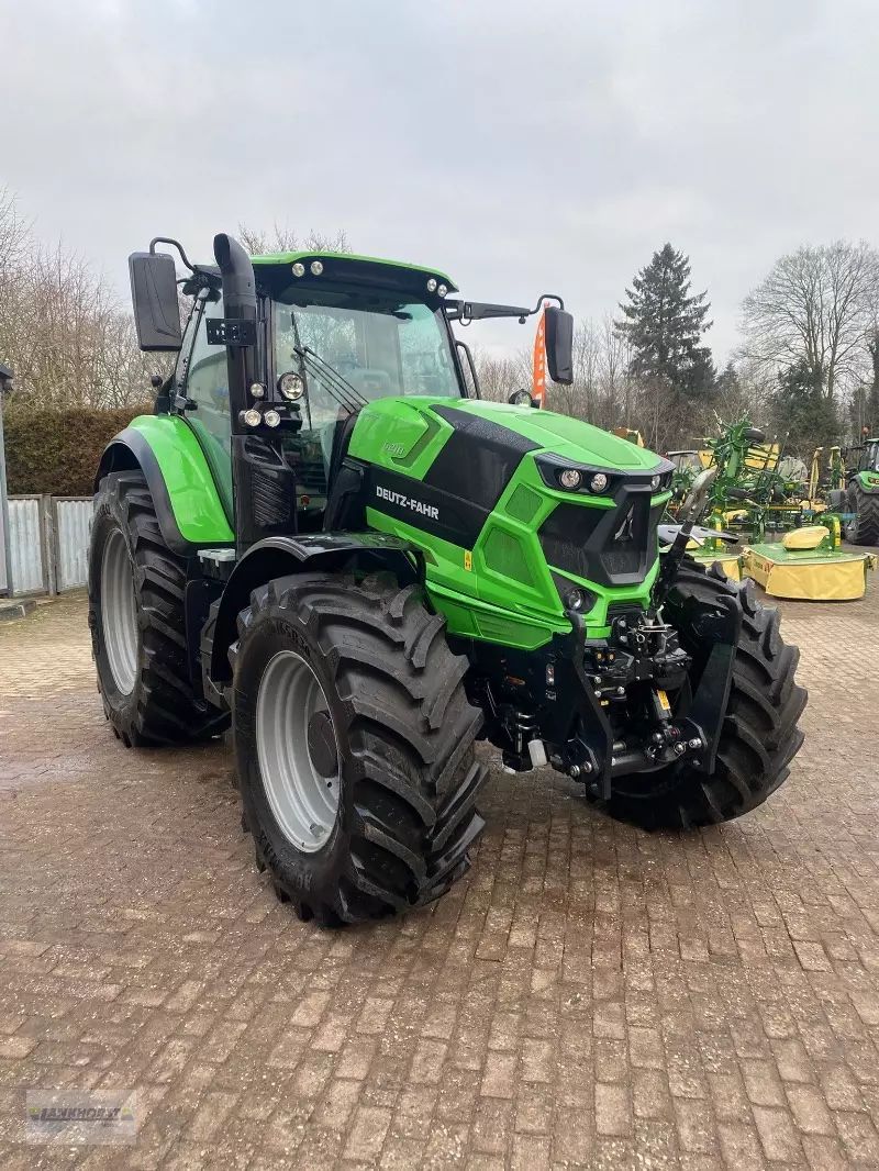 Deutz-Fahr AgroTron 6210 Tractor €119,900