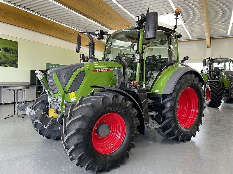 E-FARM: Fendt 312 Vario Profi - Tractor - id 3RN9QIV - €102,941 - Year of construction: 2023 - Engine hours: 540,Engine power (HP): 122,Germany