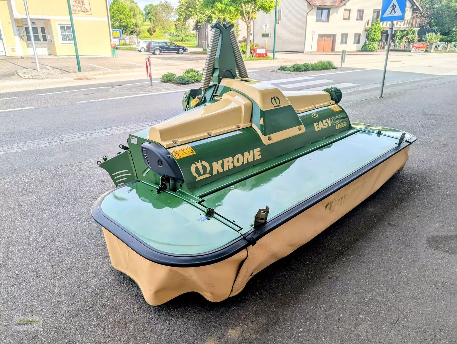 E-FARM: Krone easy cut f 320 cv - Segadora - id 5IFWIHV - 11.083 € - Año: 2013 - Austria