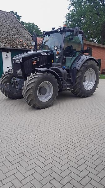 E-FARM: Kubota M7151 - Traktor - id QEAPD9E - 59 900 € - Rok produkcji: 2018 - Motogodziny: 3250,Niemcy