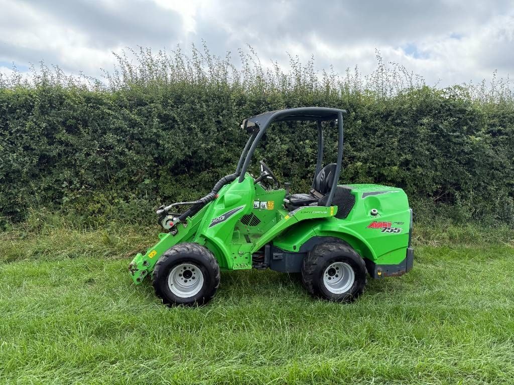 Avant 755 i Miniładowarka 34 305 €