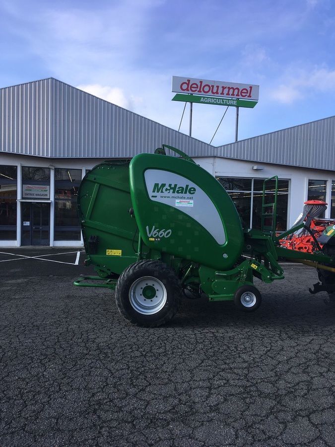 E-FARM: McHale V 660 - Baler - id 5EMJF2J - €26,000 - Year of construction: 2013 - Total number of bales produced: 32,500,France