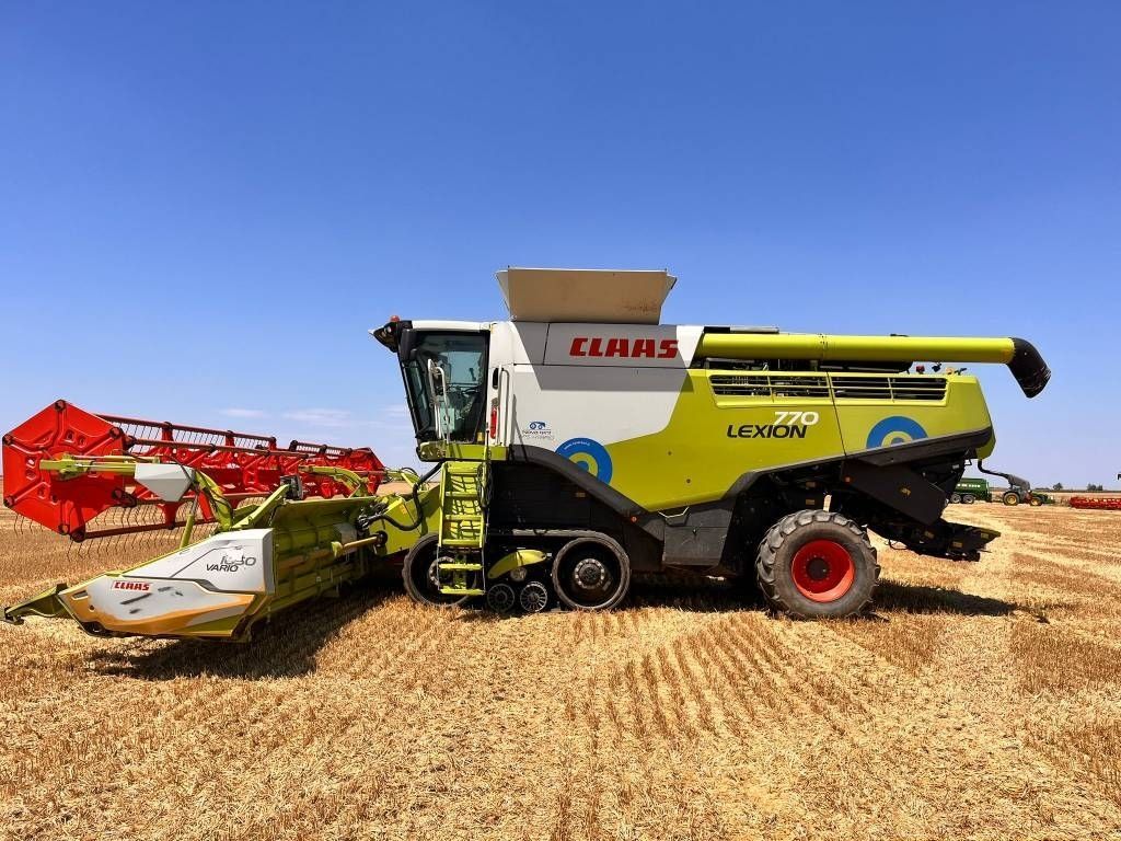 E-FARM: Claas Lexion 770 - Moissoneuse-batteuse - id ZKDQTRD - 150 000 € - Année: 2014 - Lecture du nombre d'heure: 2 450,Puissance du moteur (chevaux): 585,Lituanie