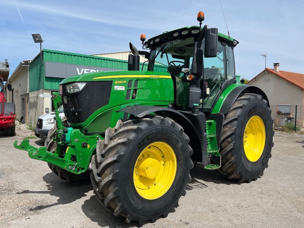 John Deere 6250 R Tractor €98,000