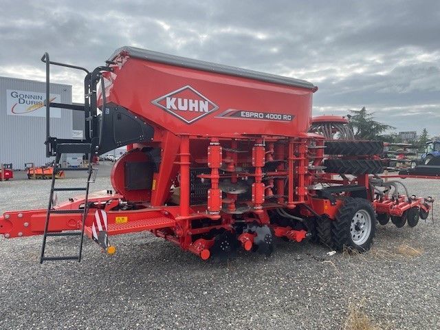 E-FARM: Kuhn Espro 4000 RC - Direktsaatmaschine - id LP4SM81 - 81.900 € - Baujahr: 2023 - Frankreich