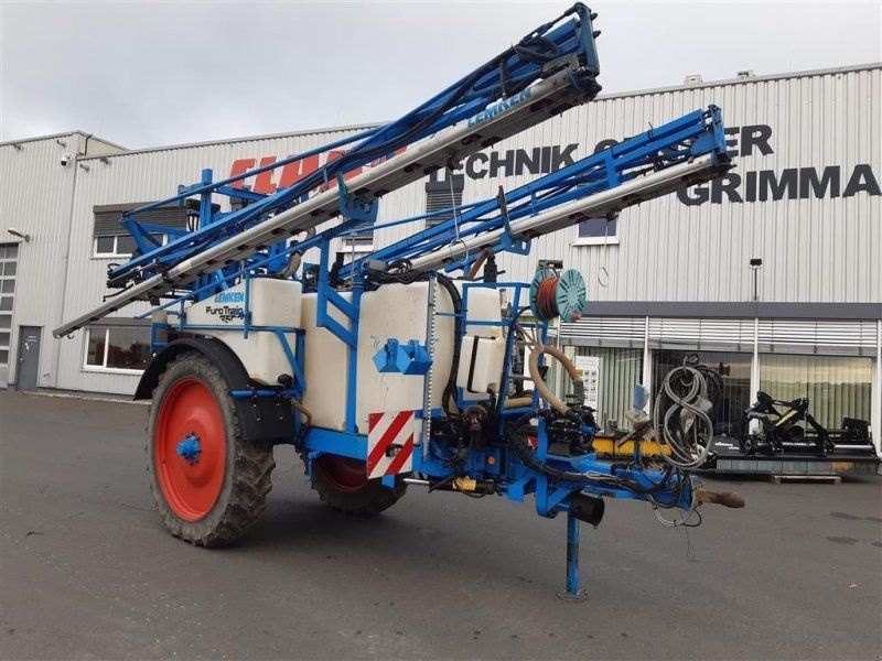 Lemken EuroTrain TC 3500 sprayers €14,000