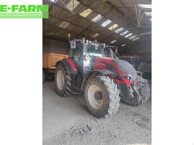 E-FARM: Valtra T 174 HiTech - Tractor - id KCEYPTI - €70,000 - Year of construction: 2016 - Engine power (HP): 175
