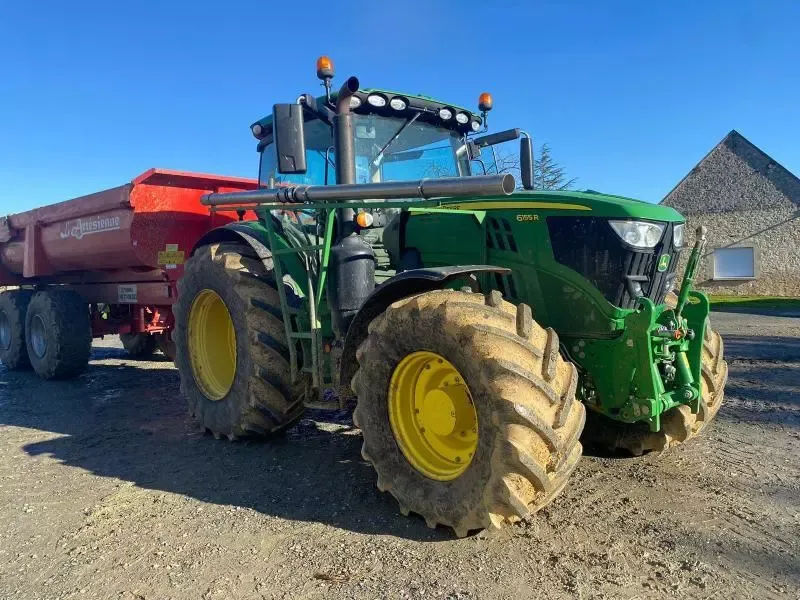 E-FARM: John Deere 6155 R - Tractor - id 71WRVKH - 105.000 EUR - Anul: 2020 - Citeste ore: 3.000,Muterea motorului: 155,Franța