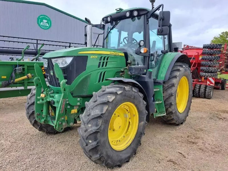 E-FARM: John Deere 6110 M - Traktor - id VTWXHBX - 65.000 € - Baujahr: 2020 - Abgelesene Motorstunden: 4.273,Motorleistung (PS): 110,Frankreich