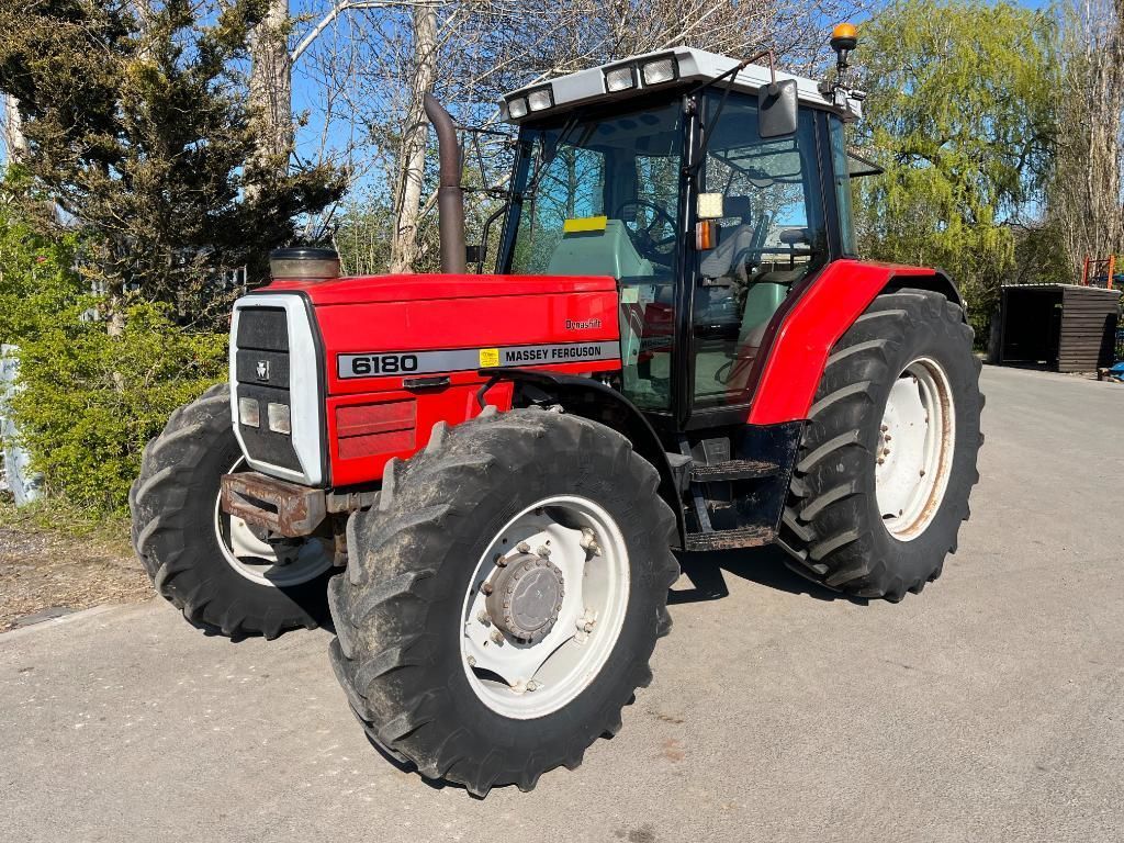 E-FARM: Massey Ferguson 6180 - Tractor - id II726WG - 23.684 € - Año: 1996 - Reino Unido