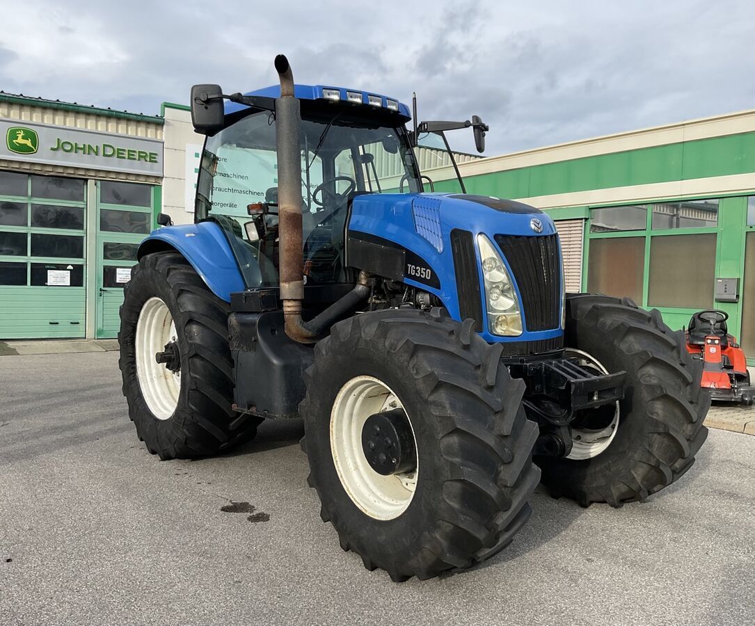 New Holland TG285 Traktor 28.900 €