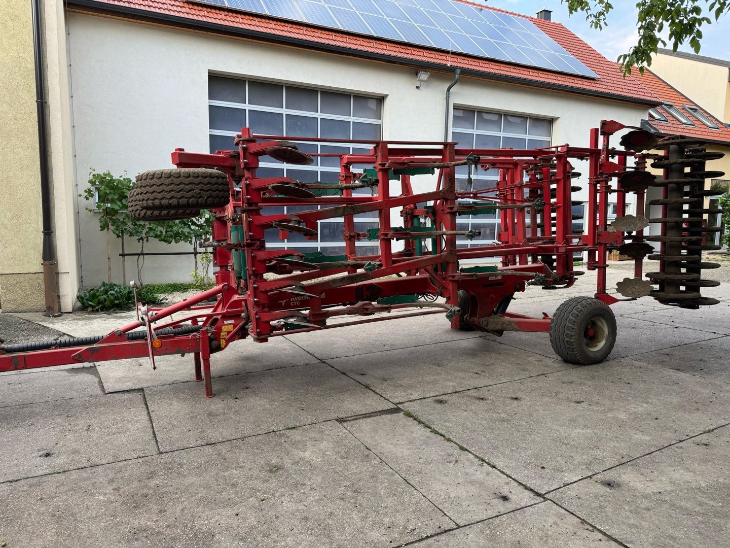 E-FARM: Kverneland CTC - Cultivator - id HTG3DFE - €18,750 - Year of construction: 2011 - Austria