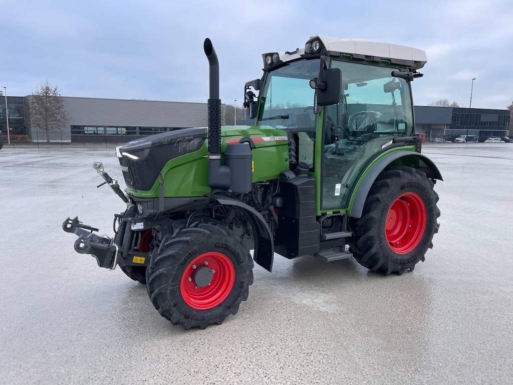 Fendt 208 F Vario Tractor €96,500