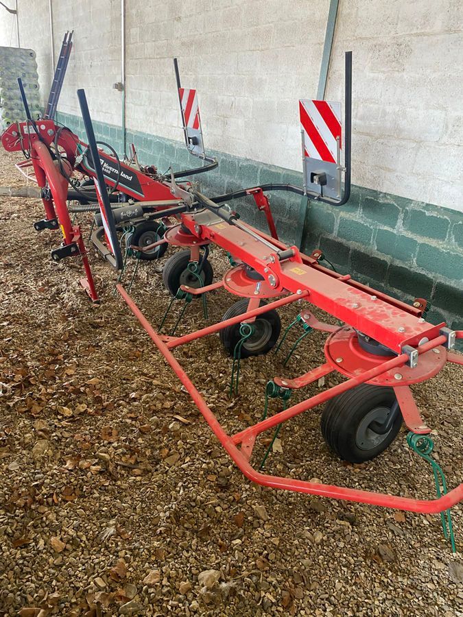 Kverneland 8460 Tedder €9,500