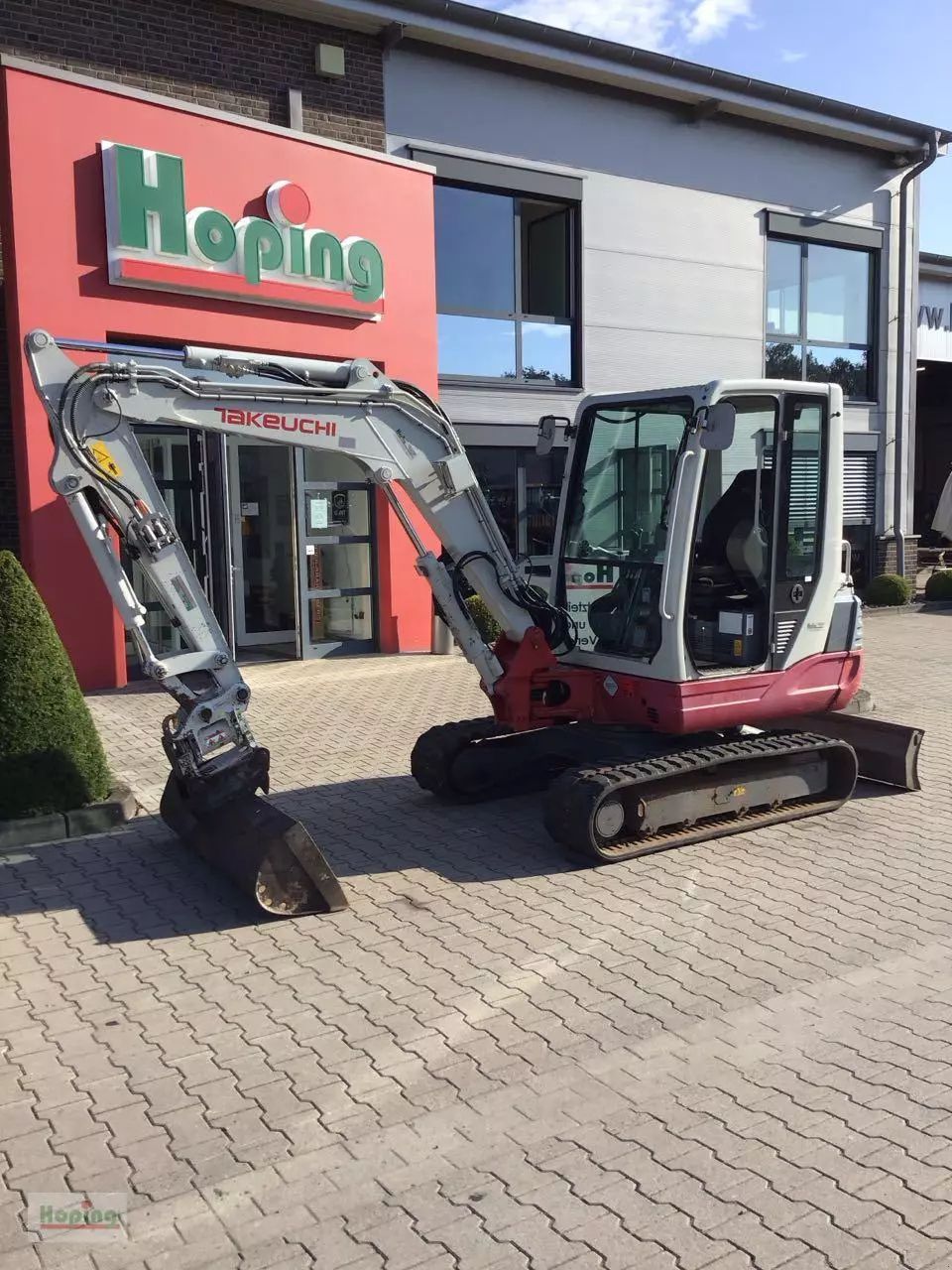 E-FARM: Takeuchi tb 235 - Mini-pelle - id YJ1UWYV - 26 500 € - Année: 2015 - Allemagne
