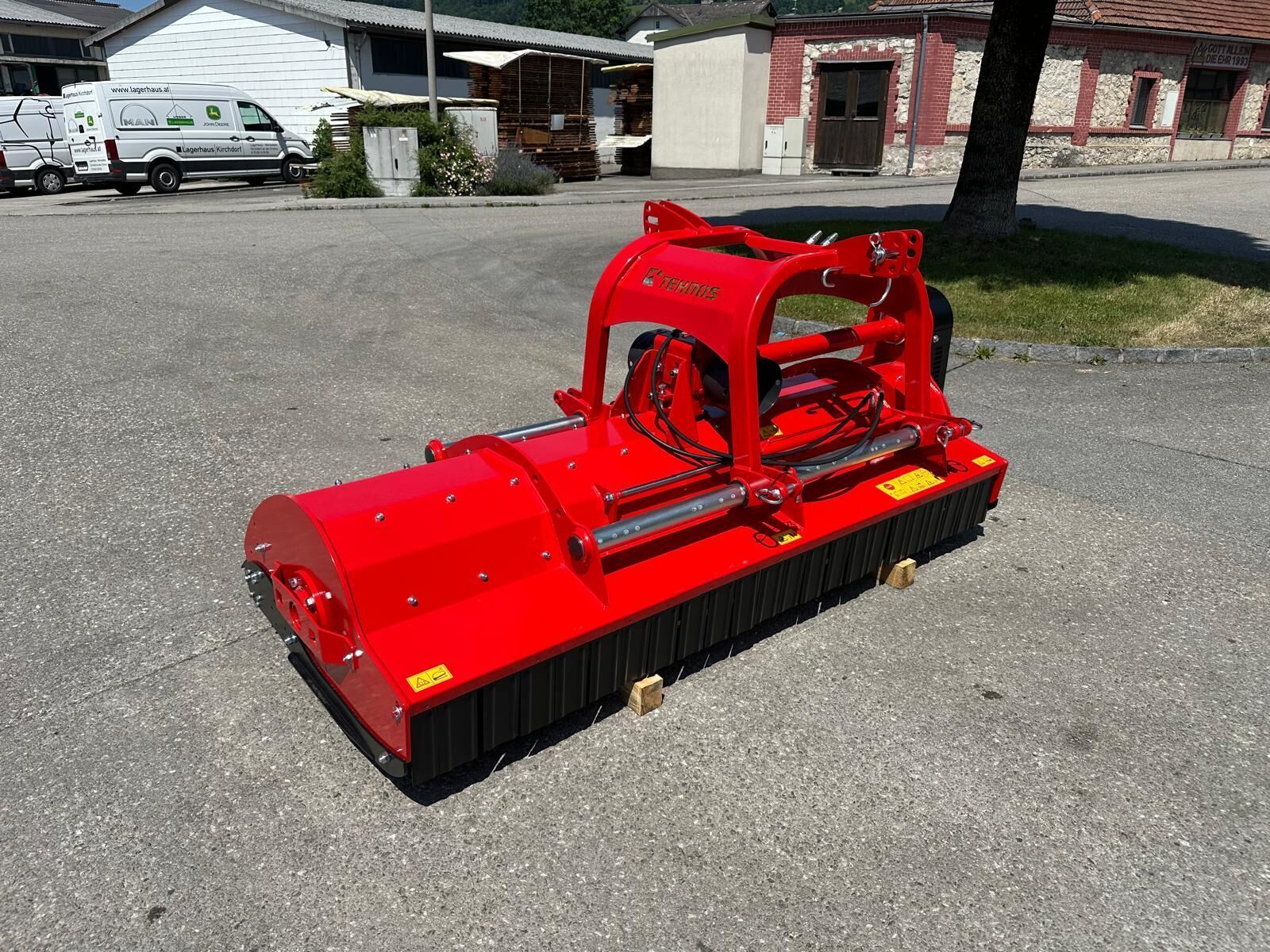 E-FARM: TEHNOS mu 250 r mulcher - Mulcz - id A6JMHKR - 5750 € - Rok produkcji: 2025 - Austria