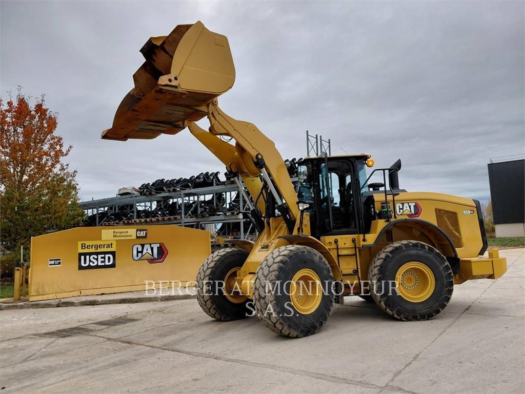 Caterpillar 950GC Cargador de ruedas 200.000 €