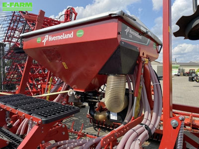 E-FARM: Kverneland accord da - Drilling machine combination - id X3VT7GA - €18,950 - Year of construction: 2021 - Germany