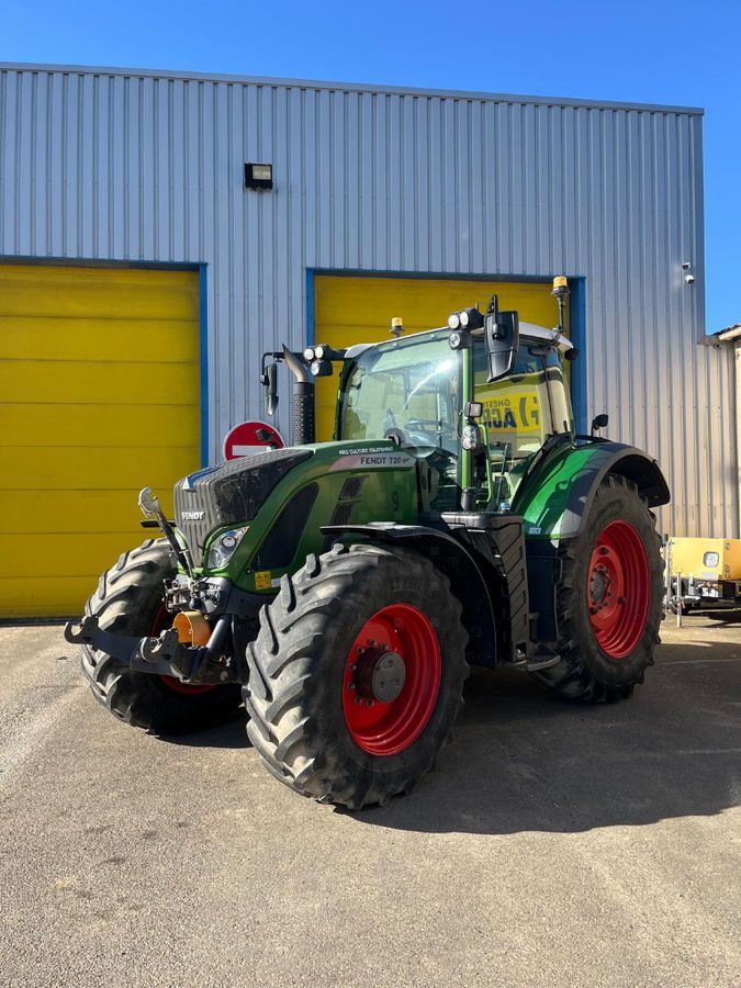 E-FARM: Fendt 720 Vario ProfiPlus - Tractor - id FTQ8KRF - 90.000 EUR - Anul: 2019 - Citeste ore: 6.900,Muterea motorului: 200,Franța