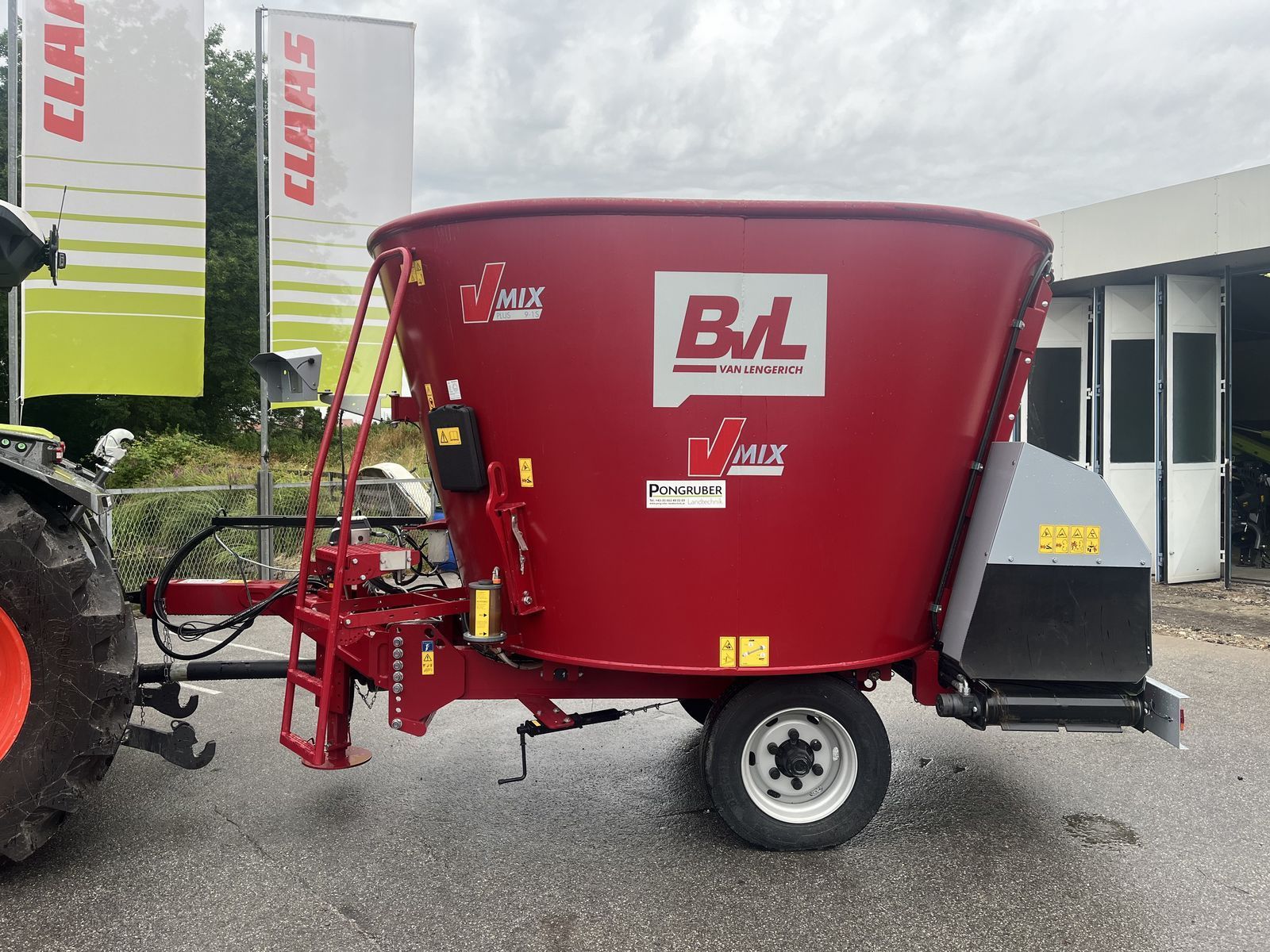 E-FARM: BVL v-mix plus 9-1s - Mezcladora de alimentos - id LMHCZZC - 20.742 € - Año: 2023 - Austria