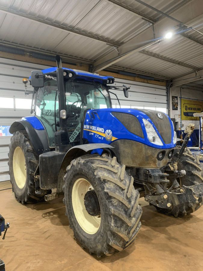 New Holland T7.165 S Traktor 55 000 €