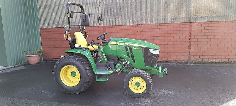 John Deere 3039 R Tracteur 32 941 €