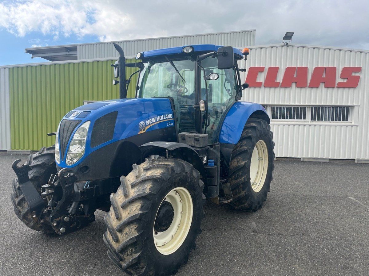 E-FARM: New Holland T7.185 - Τρακτέρ - id Y7TVWVH - 44.000 € - Χρονία: 2012 - Μετρητής ωρών: 7.014,Ισχύς κινητήρα: 140,Γαλλία