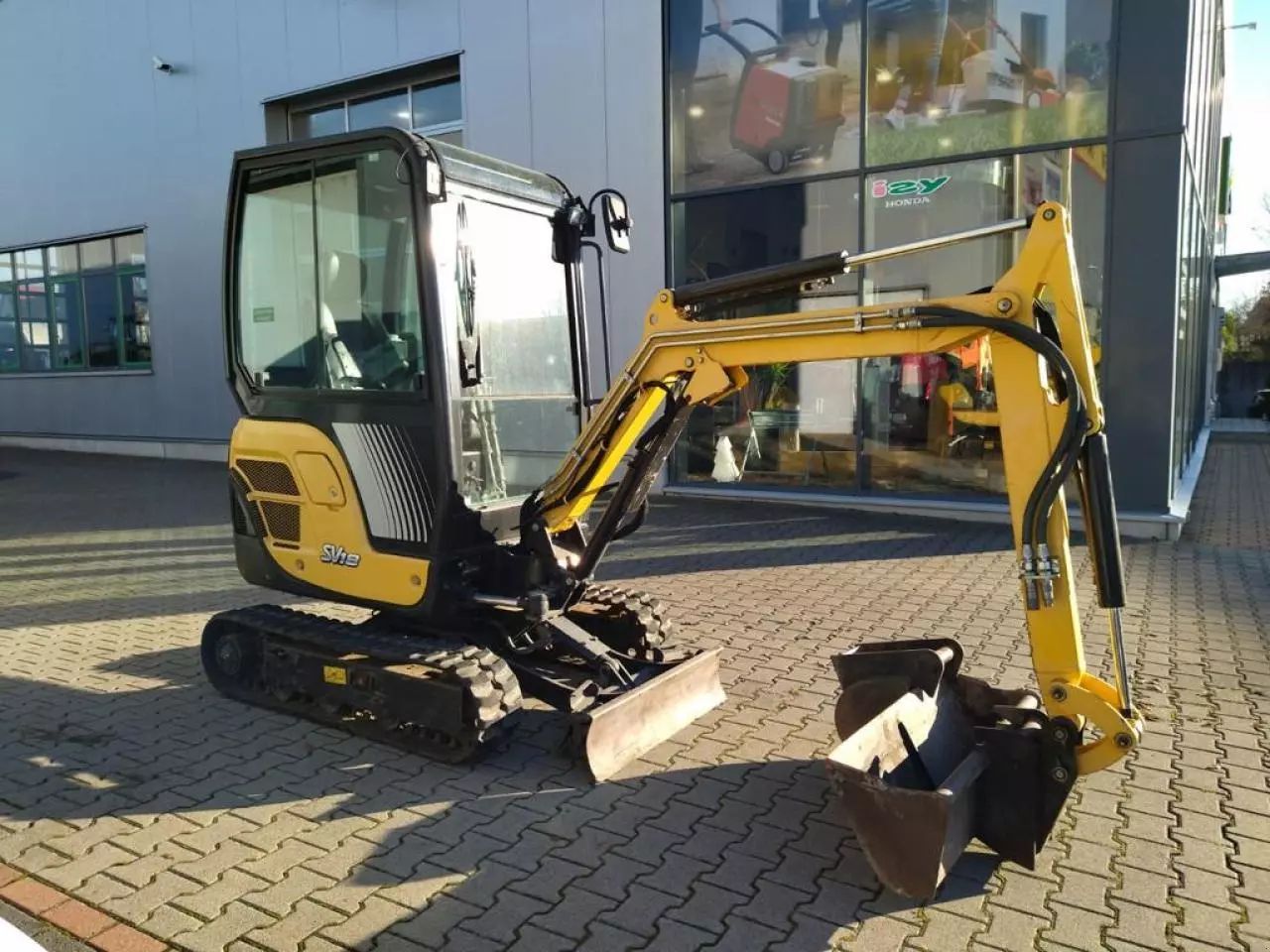 Yanmar SV18 Mini kotrógép 22 900 EUR