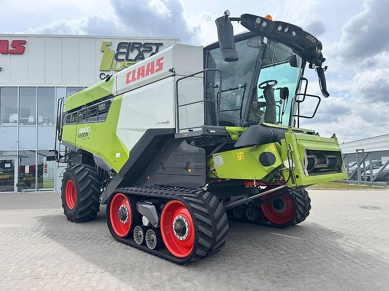 E-FARM: Claas lexion 8900tt - Combine harvester - id DWX2W2C - Year of construction: 2023 - Engine hours: 617,Engine power (HP): 790,Poland