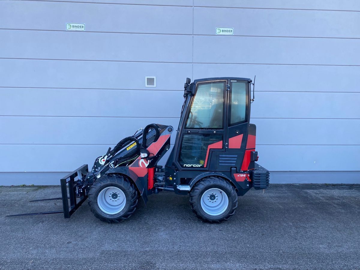 E-FARM: Norcar a7240 - Gummiged - id XIJZMXE - Produktionsår: 2024 - Motoreffekt (HP): 26,Østrig