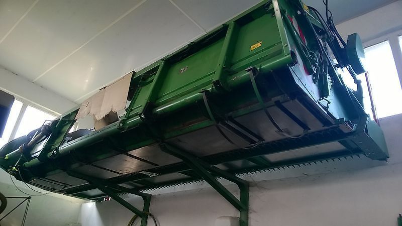 John Deere 620R Cabezal 19.500 €