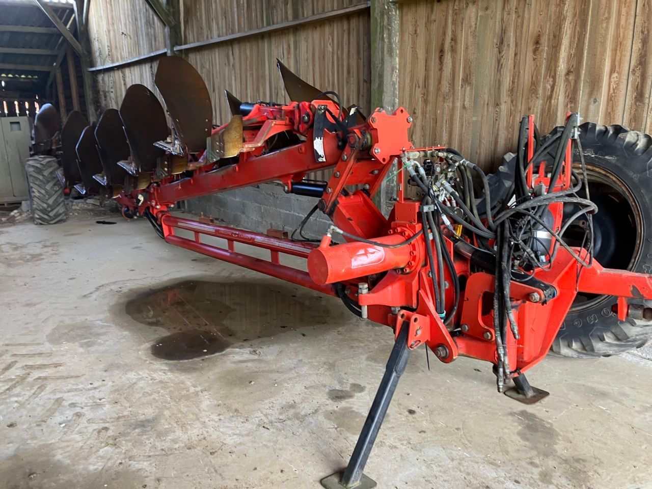 E-FARM: GREGOIRE BESSON sperwlw 8 816 - Charrue - id DJKVCTJ - 25 500 € - Année: 2011 - France