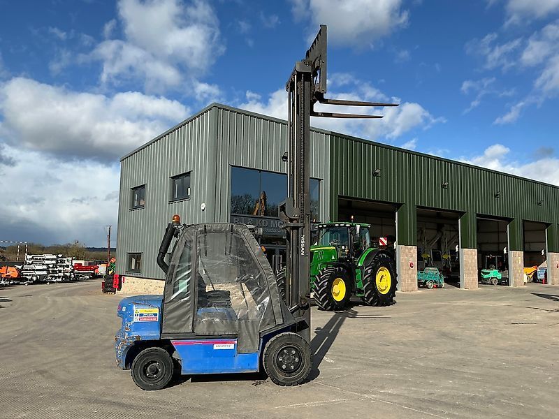 NISSAN 30 forklift (st26280) Forklift €7,725