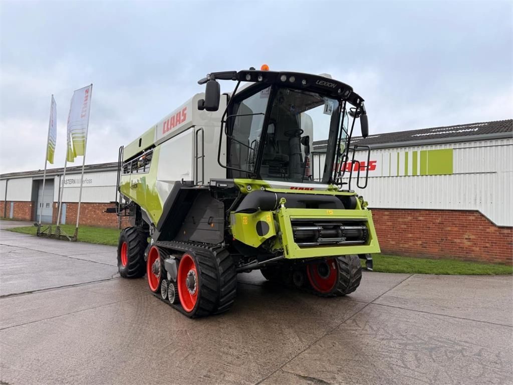 Claas Lexion 6700 Terra Trac Combine harvester €258,386