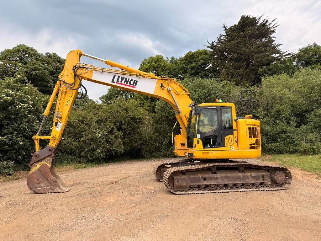 KOMATSU pc 228 uslc-11e0 zero tail swing crawler excavator Raupenbagger 84.286 €