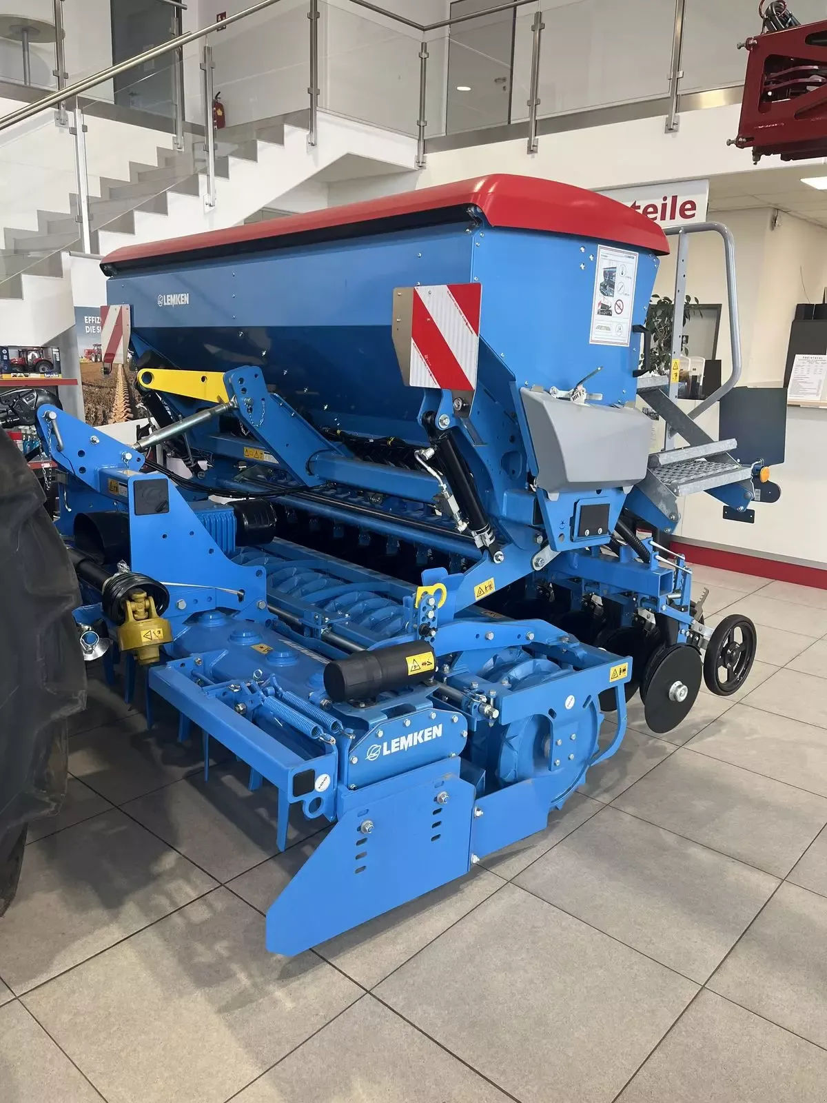 E-FARM: Lemken zirkon 8/300 - Power harrow - id BYEPLAL - €37,500 - Year of construction: 2023 - Austria