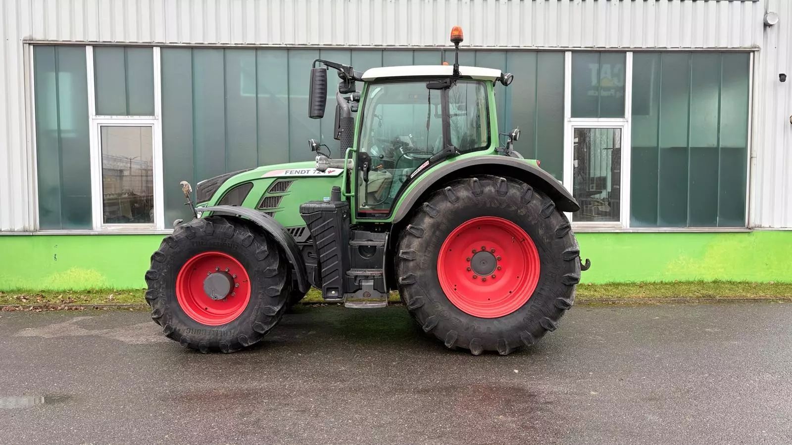 Fendt 724 Vario Profi Plus Tractor €79,950