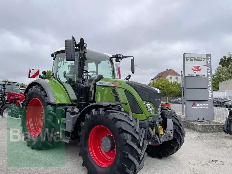 Fendt 724 Vario Profi Plus Трактор 135 000 €