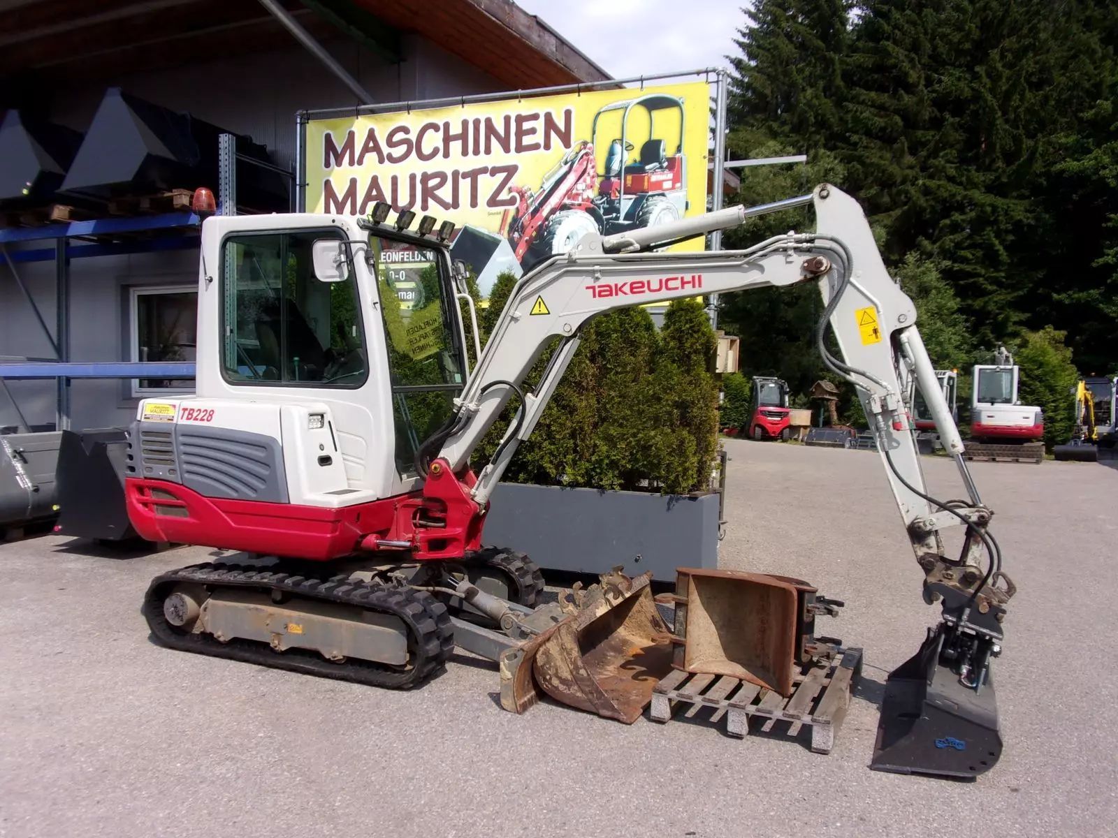 Takeuchi tb228 Mini-pelle 28 000 €
