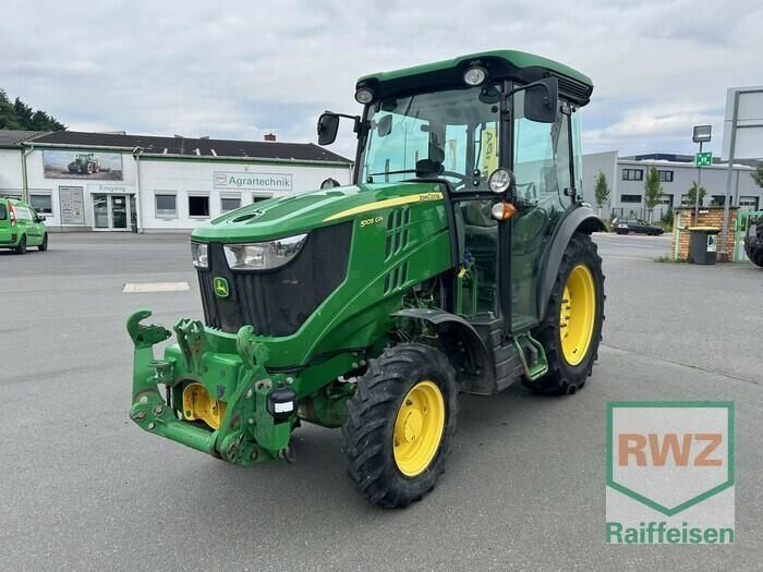E-FARM: John Deere 5105GN - Traktor - id EQXBWWF - 45.900 € - Baujahr: 2020 - Abgelesene Motorstunden: 1.716,Motorleistung (PS): 77,Deutschland