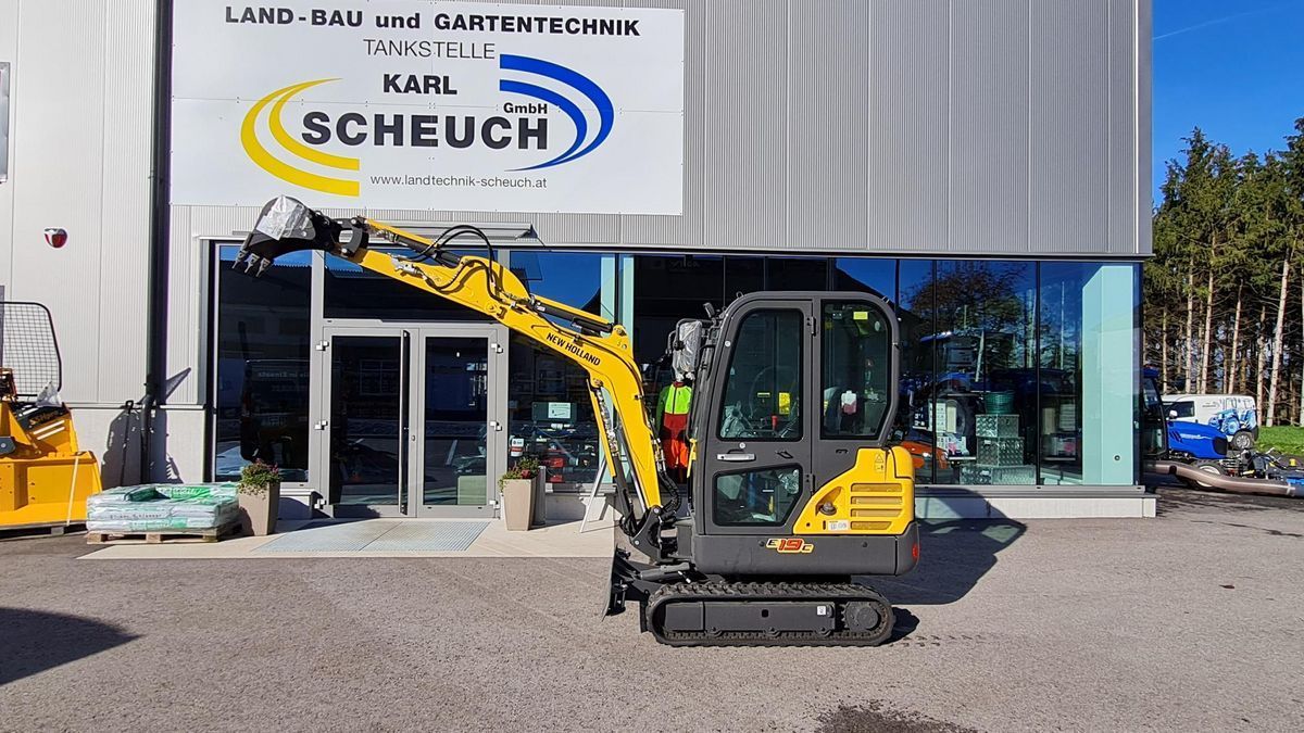 E-FARM: New Holland e19c - Gravemaskine - id ZRQD2NK - 25.900 € - Produktionsår: 2022 - Motoreffekt (HP): 16,Østrig