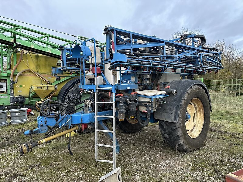 E-FARM: Lemken anhängespritze 30/27 - Pflanzenschutzspritze - id 2U59X47 - 13.000 € - Baujahr: 2006 - Deutschland