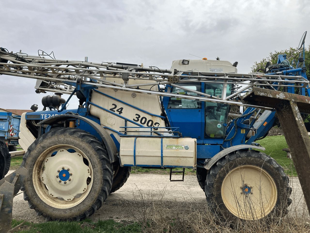 E-FARM: Matrot m24d - Opryskiwacz - id CWLALLD - 29 000 € - Rok produkcji: 2008 - Motogodziny: 3750,Francja