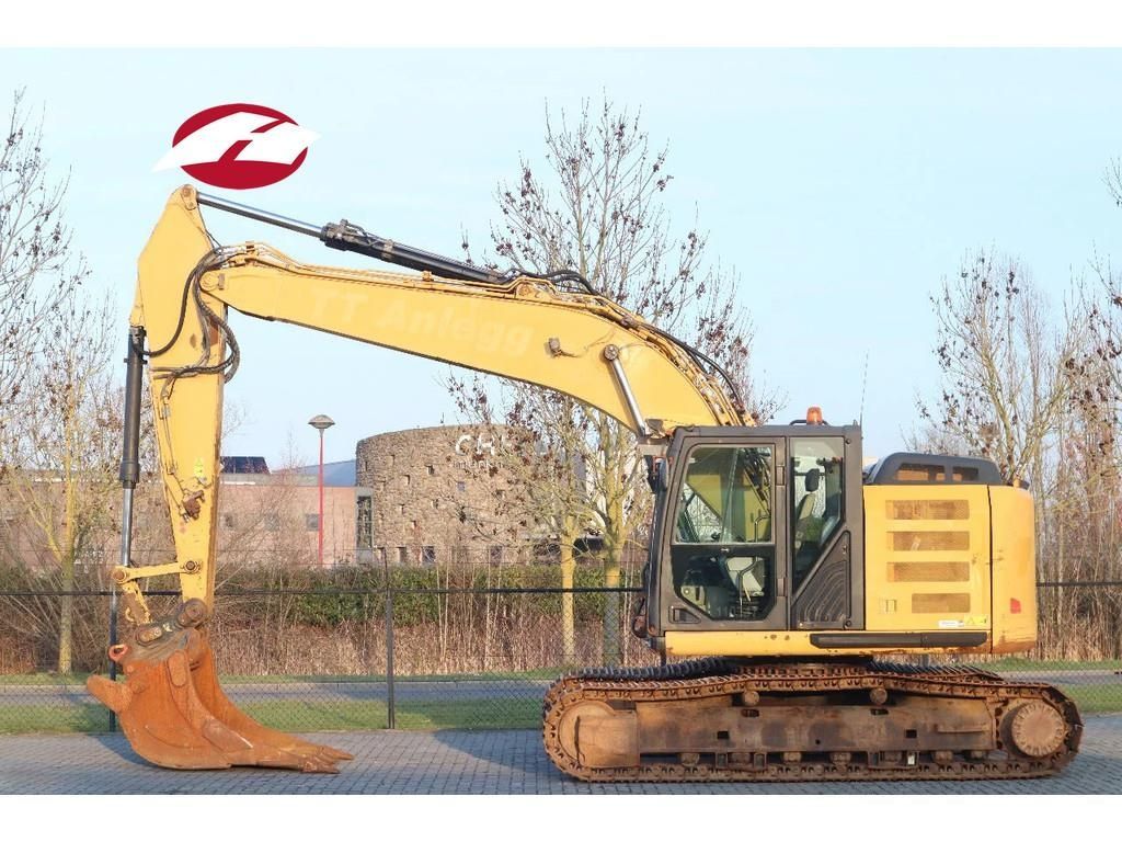 Caterpillar 320el rr | 320 el rr | bucket | quick coupler Excavator pe șenile 33.500 EUR