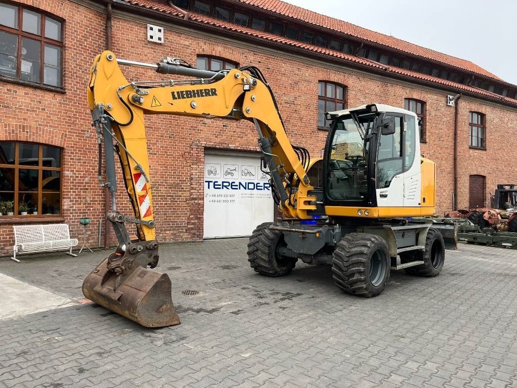Liebherr a 910 comp Excavadora de ruedas 58.325 €