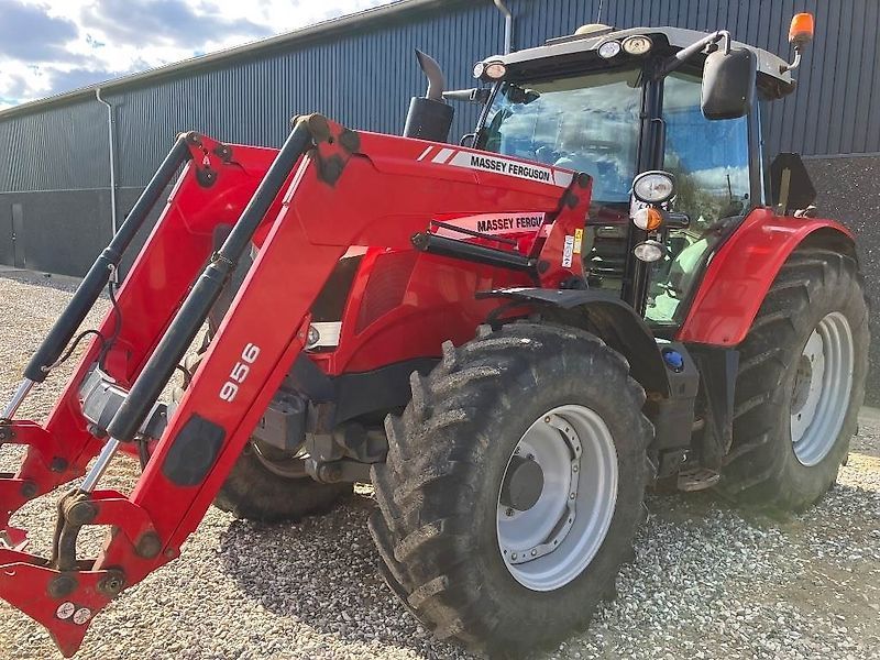 Massey Ferguson 6614 Tractor 58.735 €