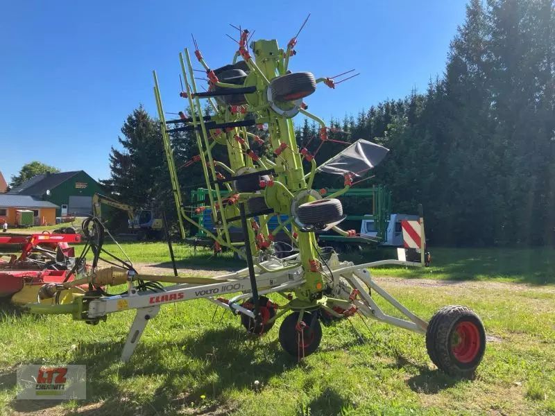 E-FARM: Claas Volto 1100 T - Karuzelowy przetrząsacz do siana - id VP7PHJR - 18 000 € - Rok produkcji: 2021 - Niemcy