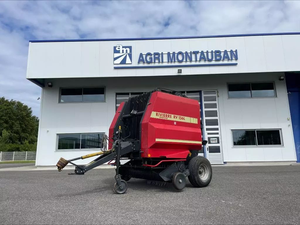 E-FARM: Rivière Casalis rv 156l - Presse à balles - id GX8SNDV - 4 900 € - Année: 1996 - France