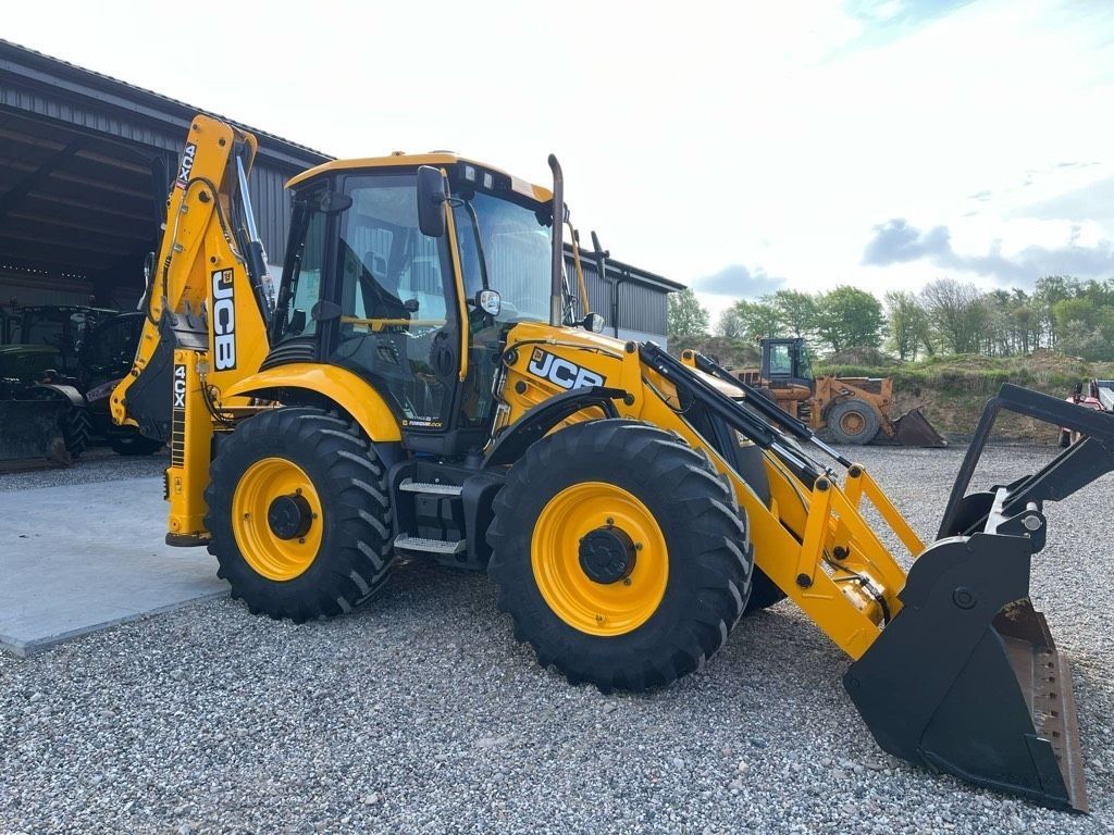JCB 4 cx pro Baggerlader 107.110 €