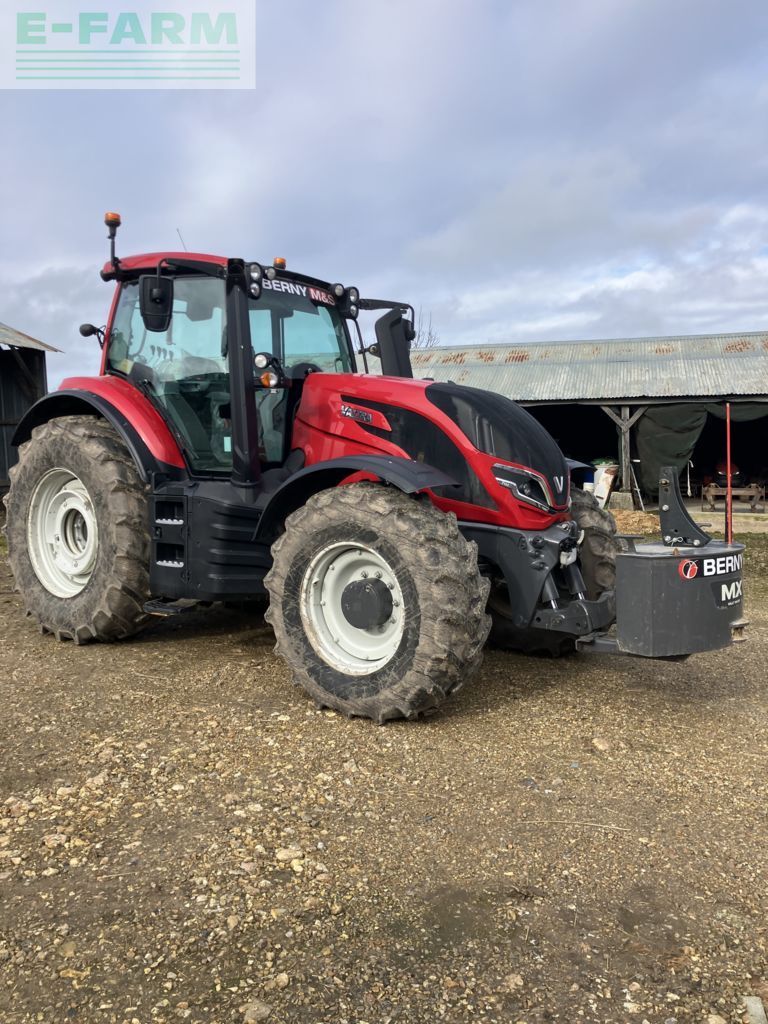 Valtra T155H Traktor 95 000 €